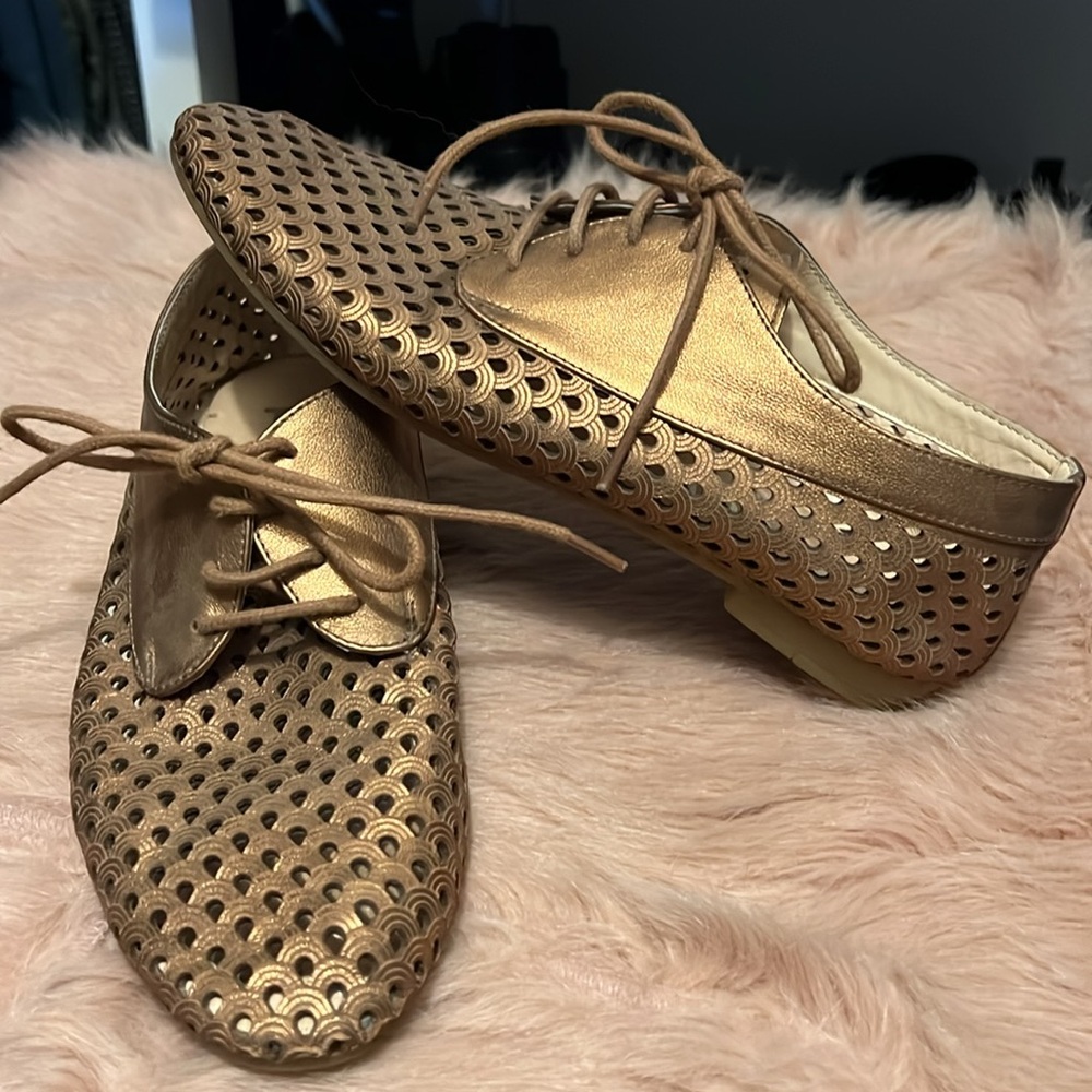 Women’s Artistic Loafers - Picture 3 of 6